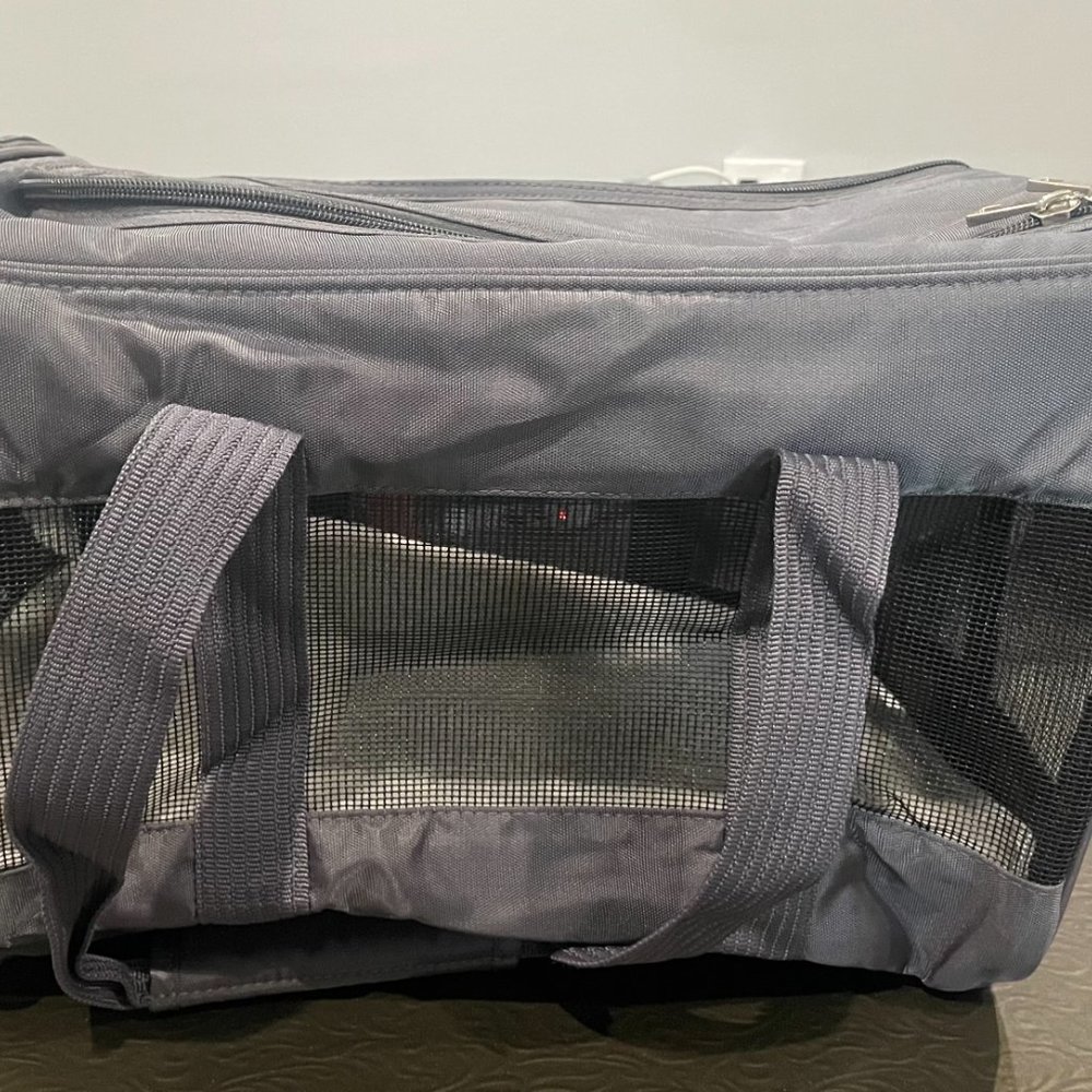 Travel Puppy Carrier Bag - Picture 2 of 4